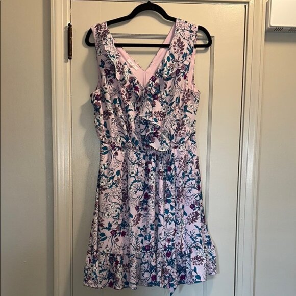 Floral Sleeveless Dress - Picture 1 of 4